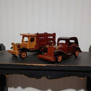 Set of 2 Vtg Heritage Mint Wooden Vehicles Stake Truck & Classic Car Primitive